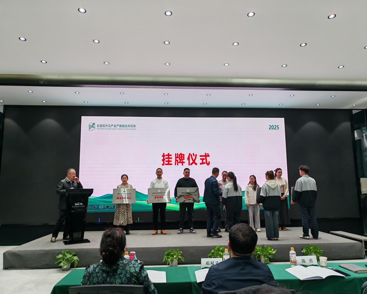 1764657404681627.png 图片 4.png